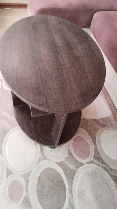 Столик журнальный, тумба под телевизор