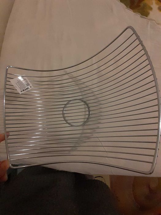 Съд за плодове нестандартна форма