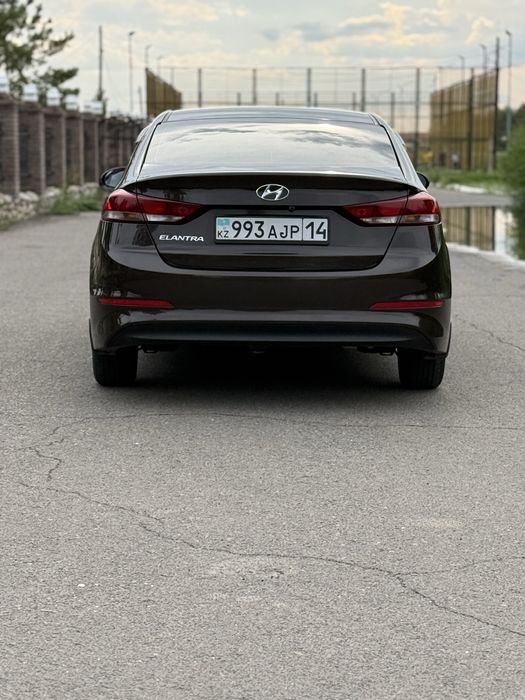 Продам hyundai elantra 2018