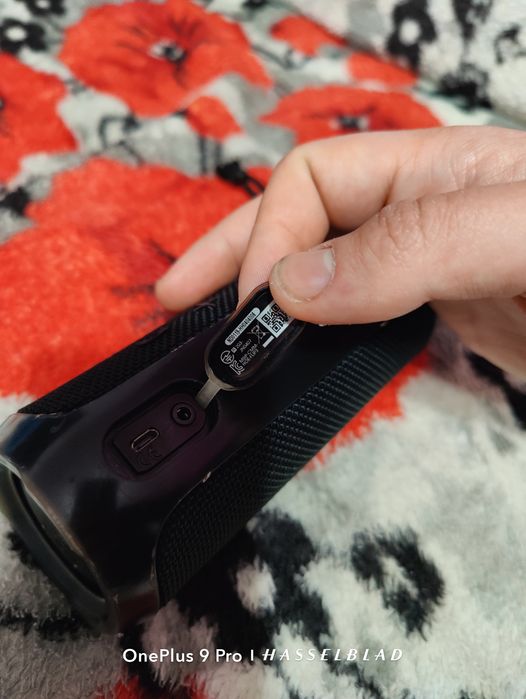 Vând JBL flip 3 perfect functională