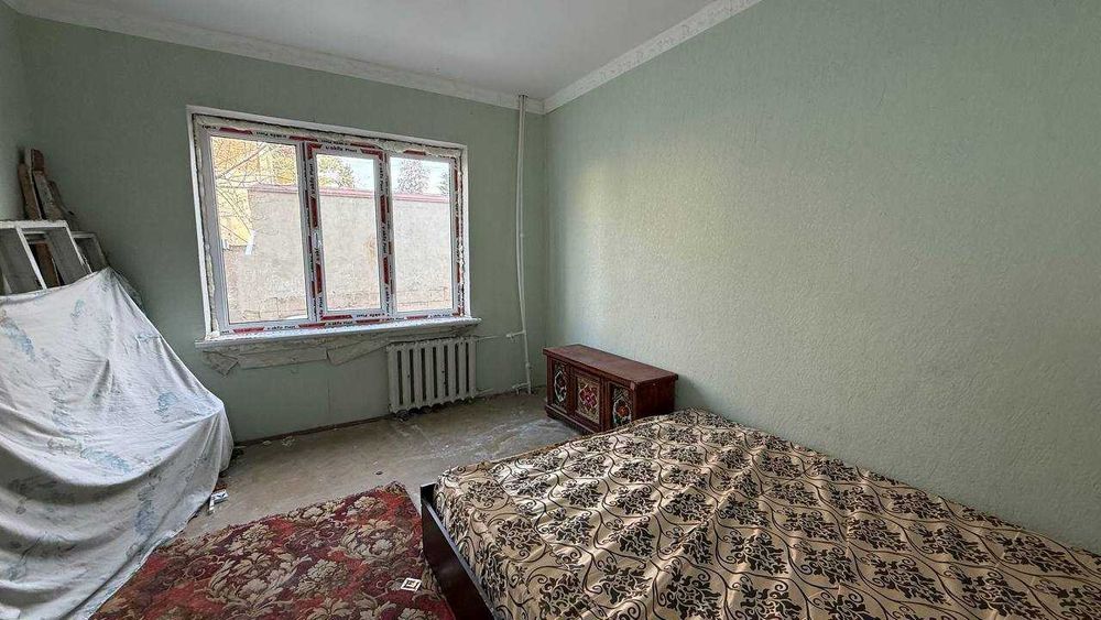 Фарғона ш. Заканал АТС 1 қаватда 2 хонали квартира сотилади. ID: 1609