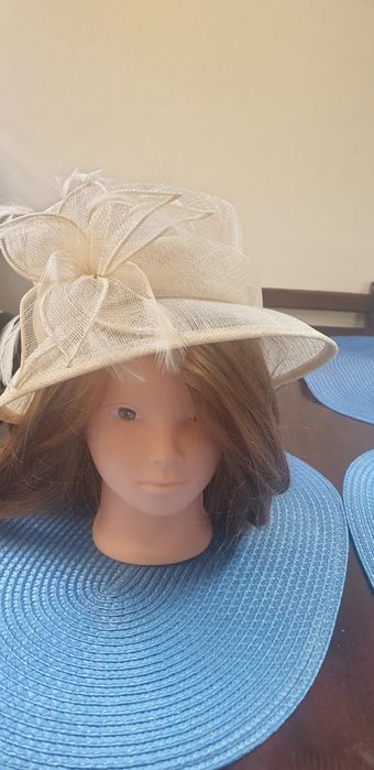 Palarie bej  pentru vară