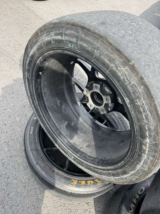 Сликове с джанти 18"