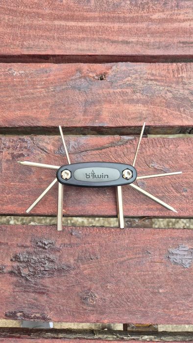 Универсален велосипеден ключ , 8 различни накрайници