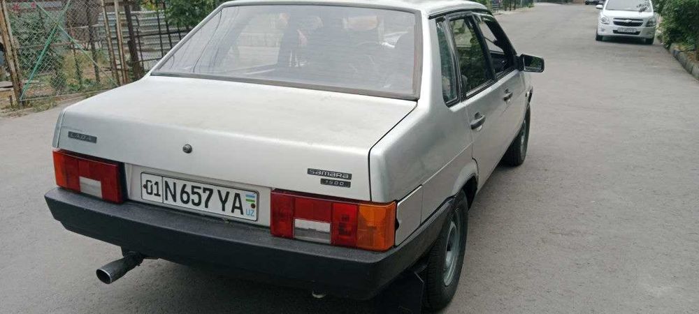 Продается ВАЗ 21099 состояние как на фото на бензине