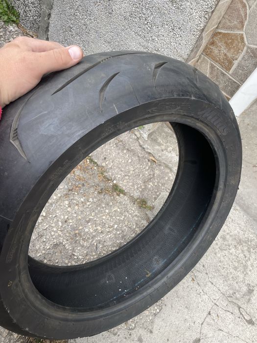 Мото гума в добро състояние