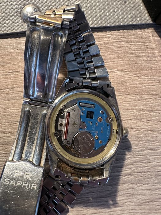Tissot Le Locle 140327  PR 100 saphire