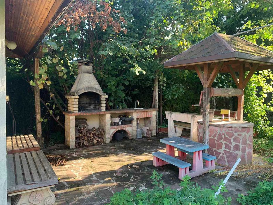 Продава се Къща в Варна, Лятно кино Тракия - 600 кв.м за 3000 €/кв.м - Снимка #5