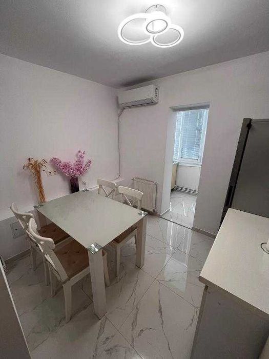 Proprietar închiriez apartament cu 2 camere decomandat|Zona Odobescu| Loc de parcare inclus