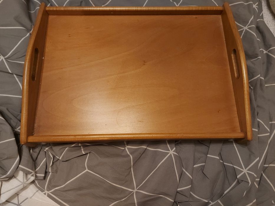 Поставка за хранене