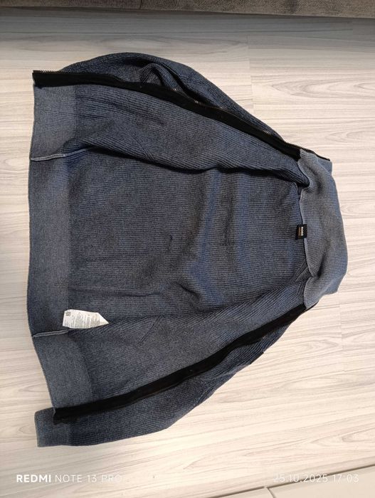 Hugo Boss Afurly''оригинален  суичър XS размер