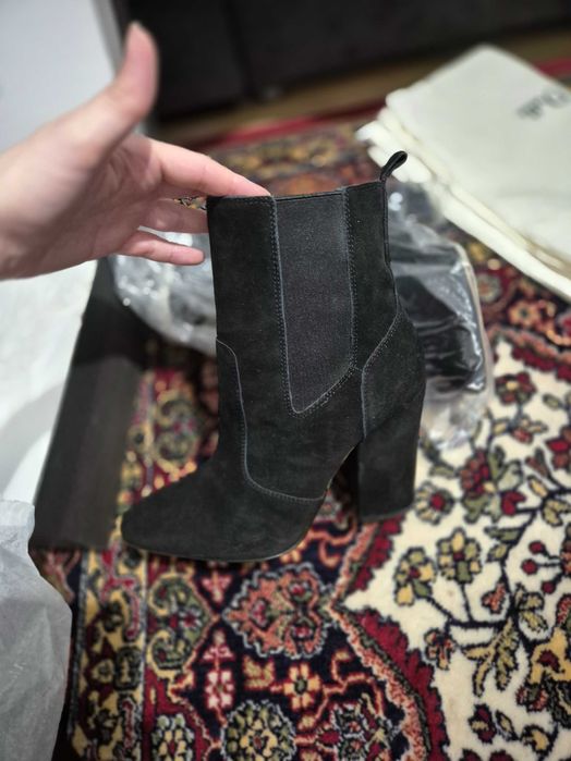 Botine Massimo Dutti nr. 37, piele intoarsa, toc 10 cm