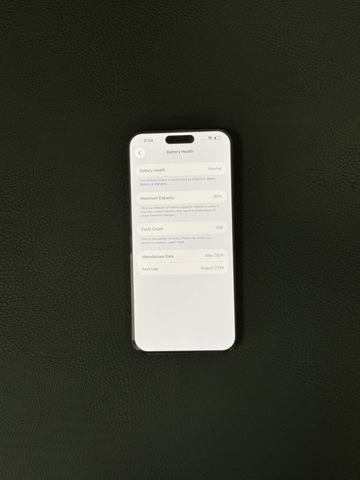 Продавам iPhone 15 PRO MAX 90% батерия