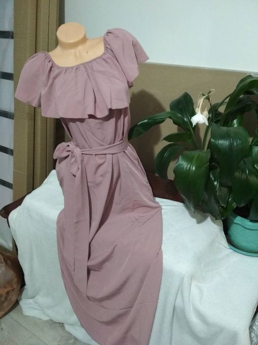 Срочно Платья оптом 500тг