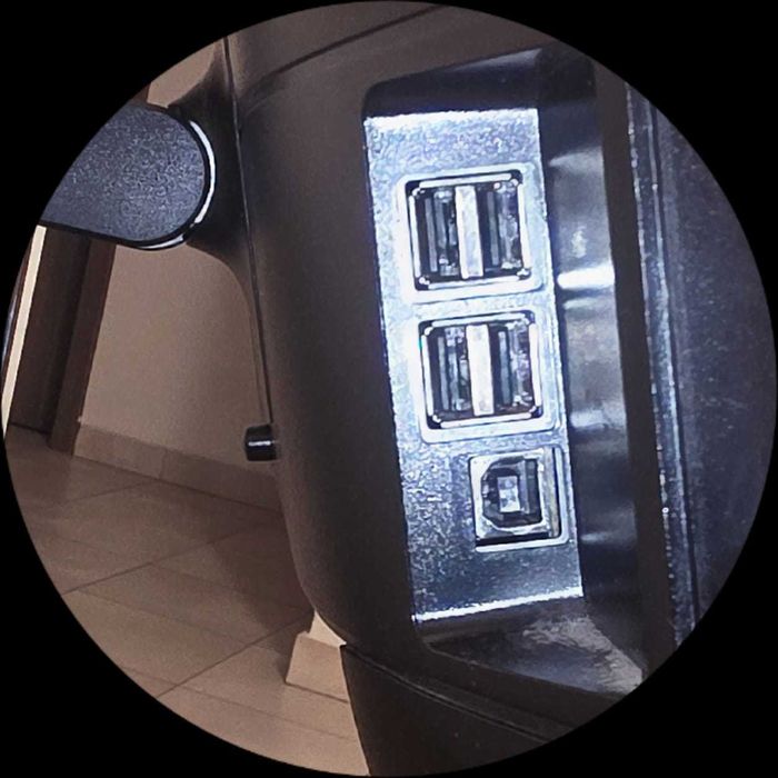 Monitor Philips 21,5 Inch - FullHD - 200 lei