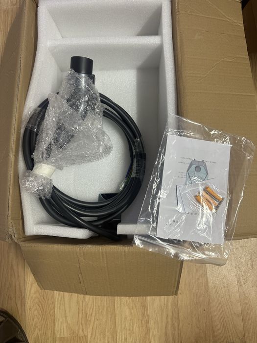 Зарядка для авто