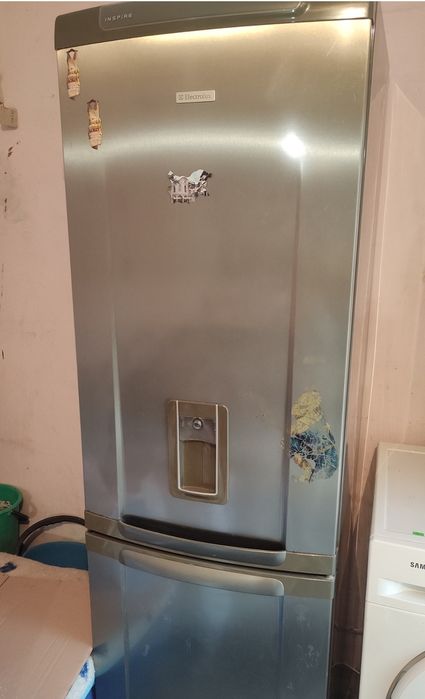 Хладилник фризер Електролукс