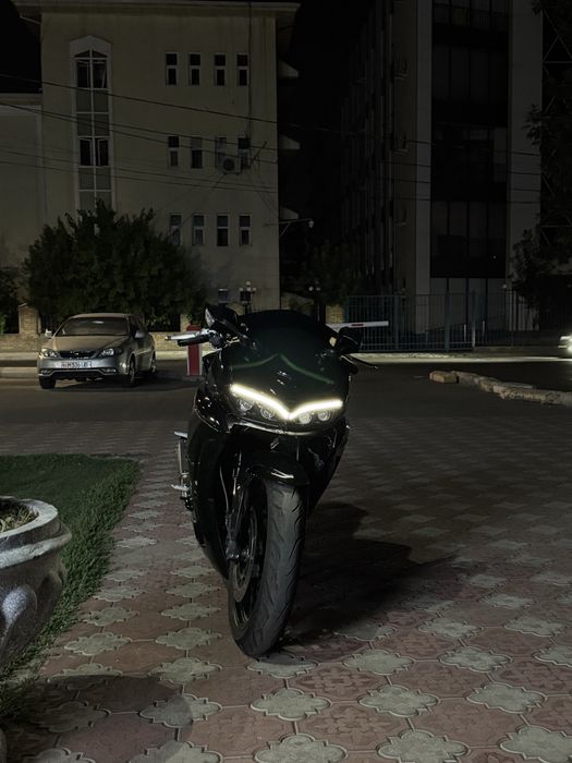 Мотоцикл Ducati 400cc