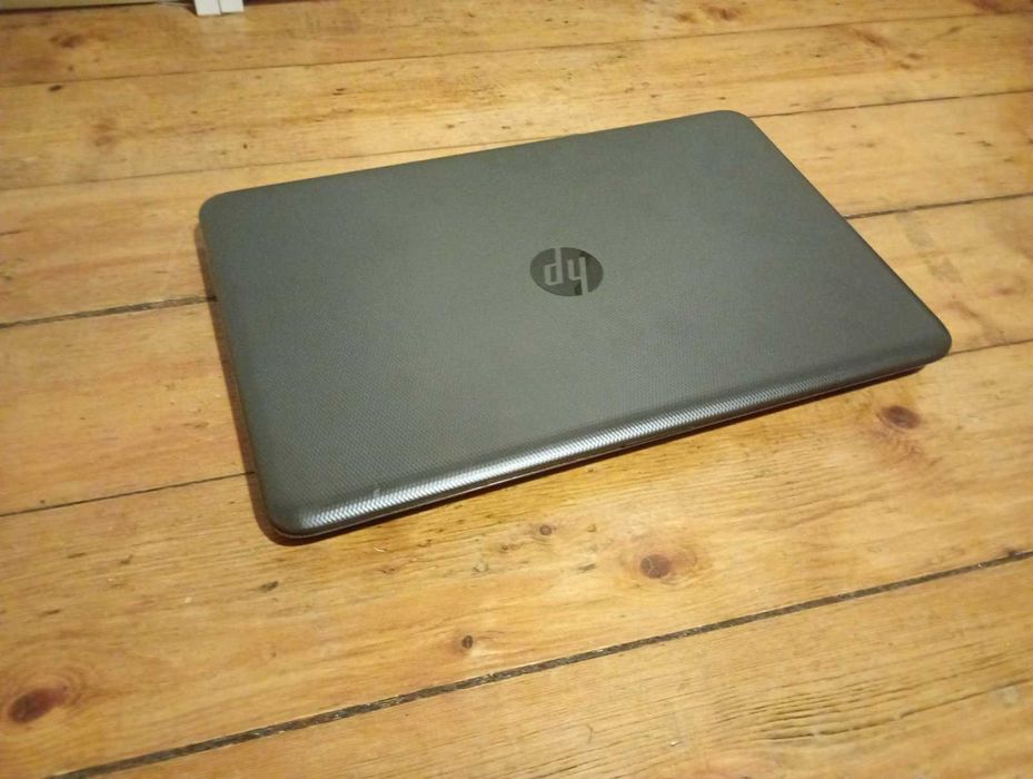 Лаптоп Hp , отличен, като нов, i5-5200U , НОВО SSD с гаранция