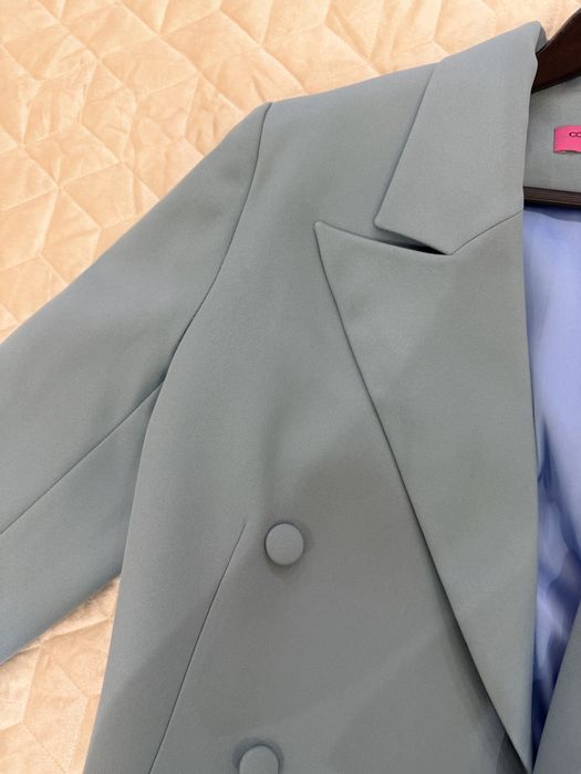 Продам пиджак состояние нового