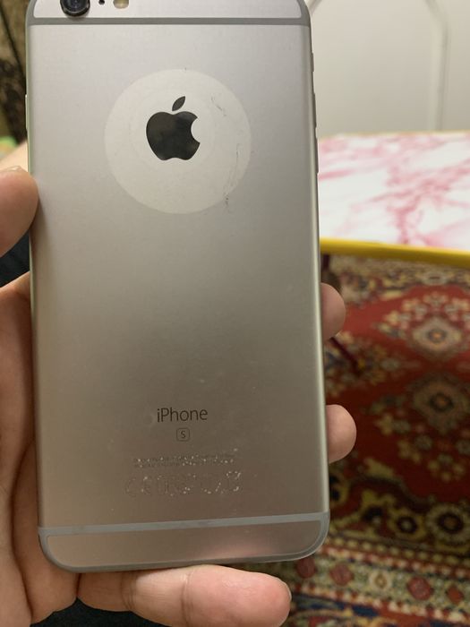 Айфон 6 S Плюс  серебристый с коробкой