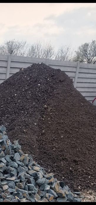 Pământ vegetal pentru grădina și Mranita naturală