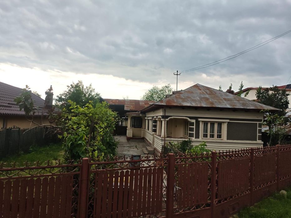 Casa de vânzare, zona centrala Popesti