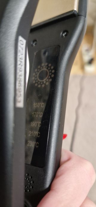 Placă de îndreptat părul