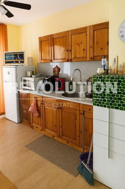 Двустаен апартамент в района на м-т Ален Мак!