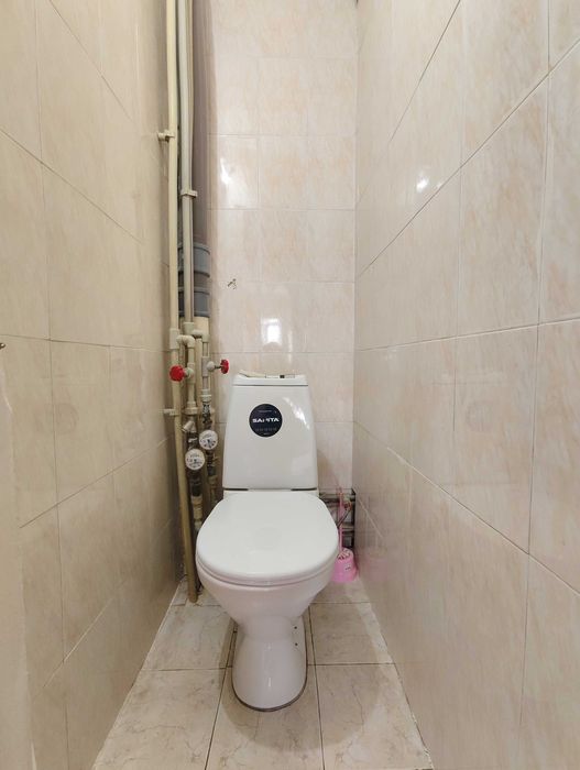 Продам 3-х комн. кв. 8 мкр.