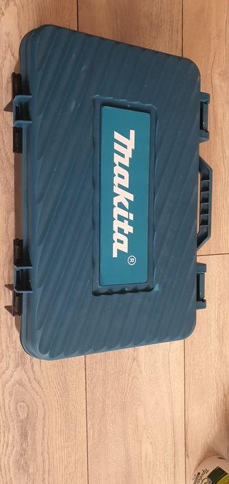 шуруповерт макита