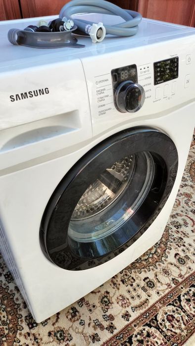 Срочно Samsung 6kg. 1200ob.