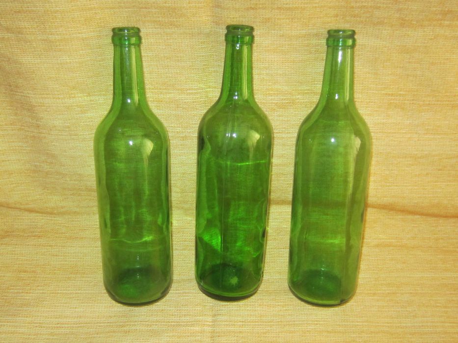 Стъклени буркани различни големини