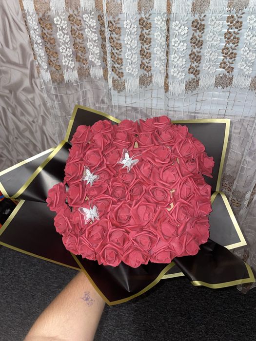 Букети от рози от фоамени и сатенени рози!