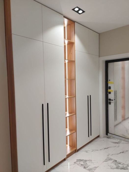 Кухонную мебель изготавливаем на заказ в течение семи рабочих дней.