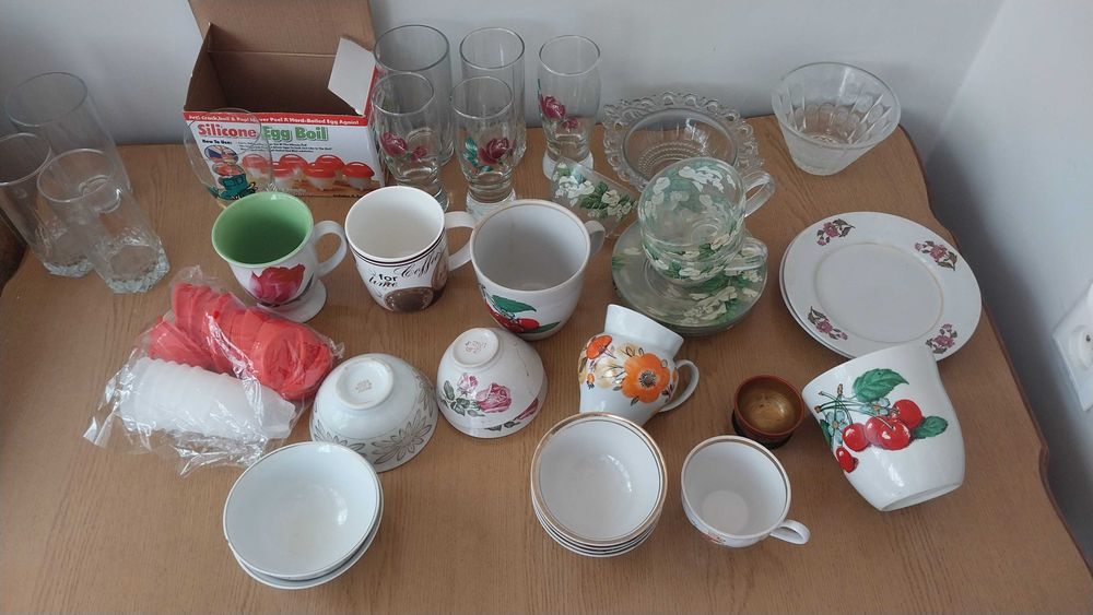 Посуда столовая разная