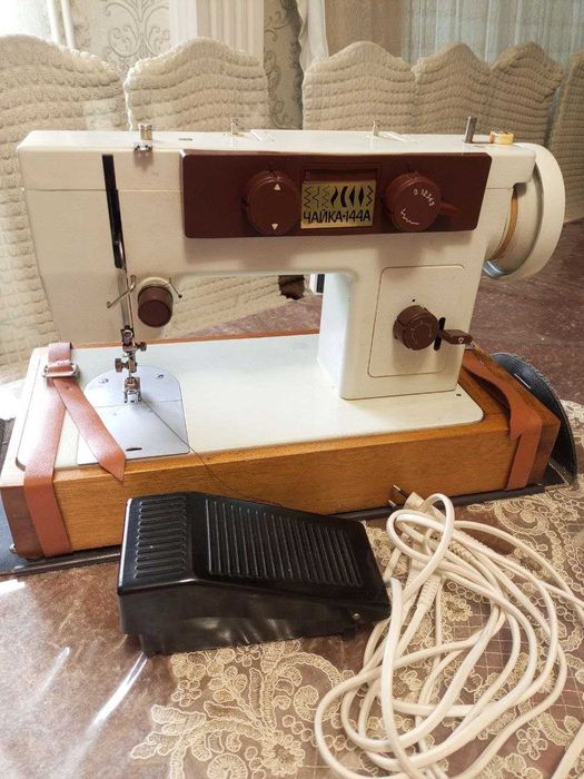 Швейная машина чайка