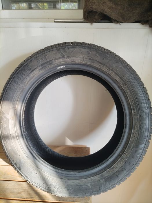 Шины 2шт.зимние 205/55 R16