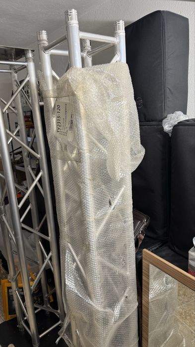 Ферма за осветление,Тотем