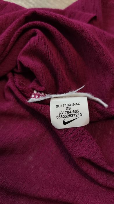 Nike Дамска тениска XS в отлично състояние
