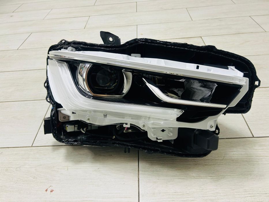 Фара Инфинити QX80 Infinity QX80, 23 год