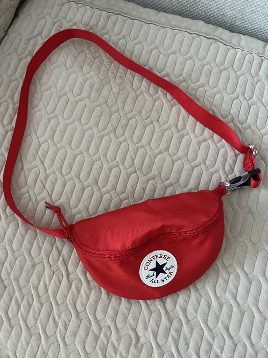 Продам оригинальную сумку converse