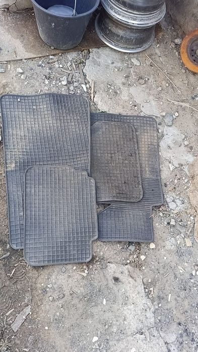 Коврики БМВ е34.