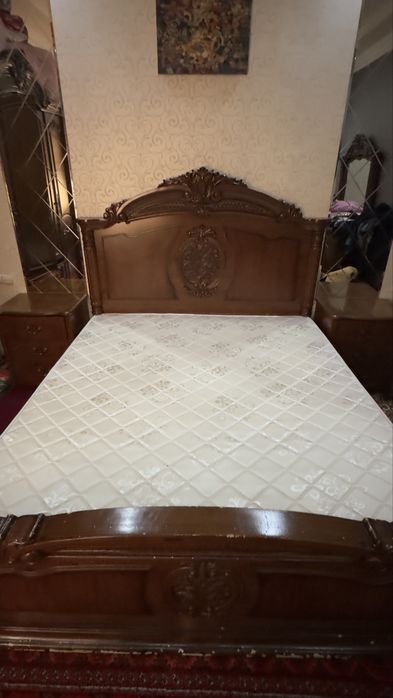 Спальный гарнитур комплект МДФ. Кровать, 2 тумбы, комот, шкаф.