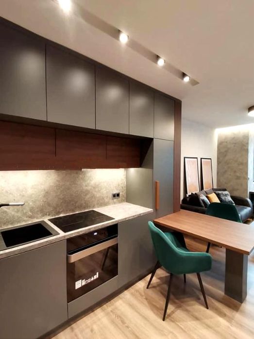 Дава се под наем Двустаен апартамент в София, Витоша - 65 кв.м за 700 € - Снимка #1