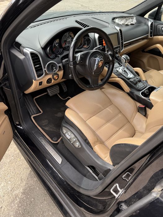 Porsche cayenne turbo s  GTS 2014 г 4.2 tdi CUDB НА ЧАСТИ.