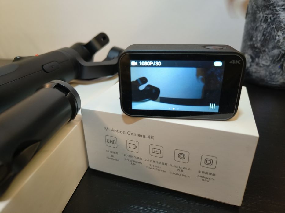 Camera actiune Xiaomi 4k si stabilizator