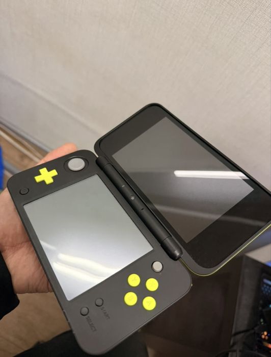 nintendo new 2DS LL