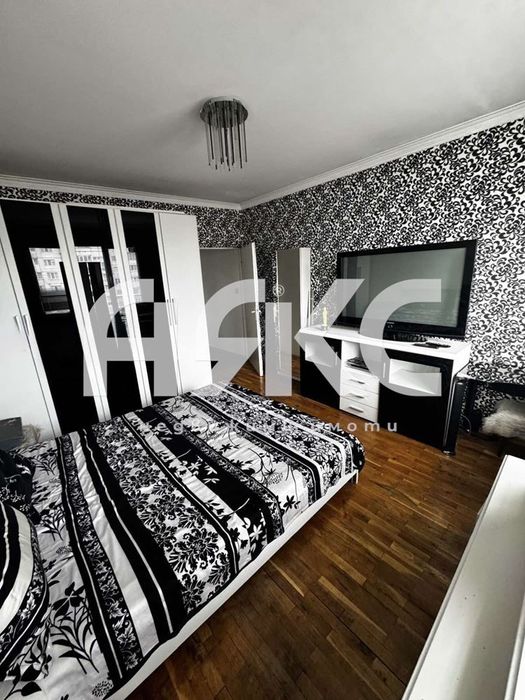 Дава се под наем Тристаен апартамент в София, Младост 4 - 92 кв.м за 224381.13 € - Снимка #4