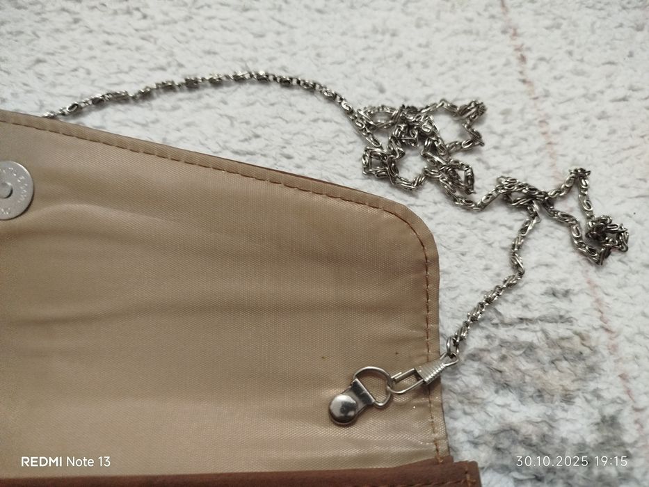 Дамски чанти тип Клъч